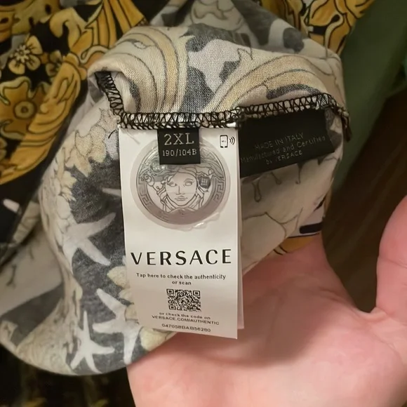 Rare Versace Savage Barocco print tshirt - Picture 9 of 10